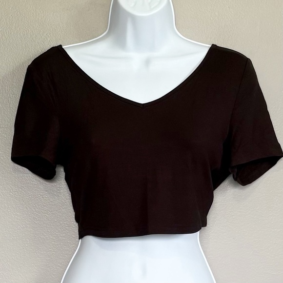 SHEIN Tops - 😎 Shein Cropped Short Sleeve Tee With Open Back Tie Black Womens Medium